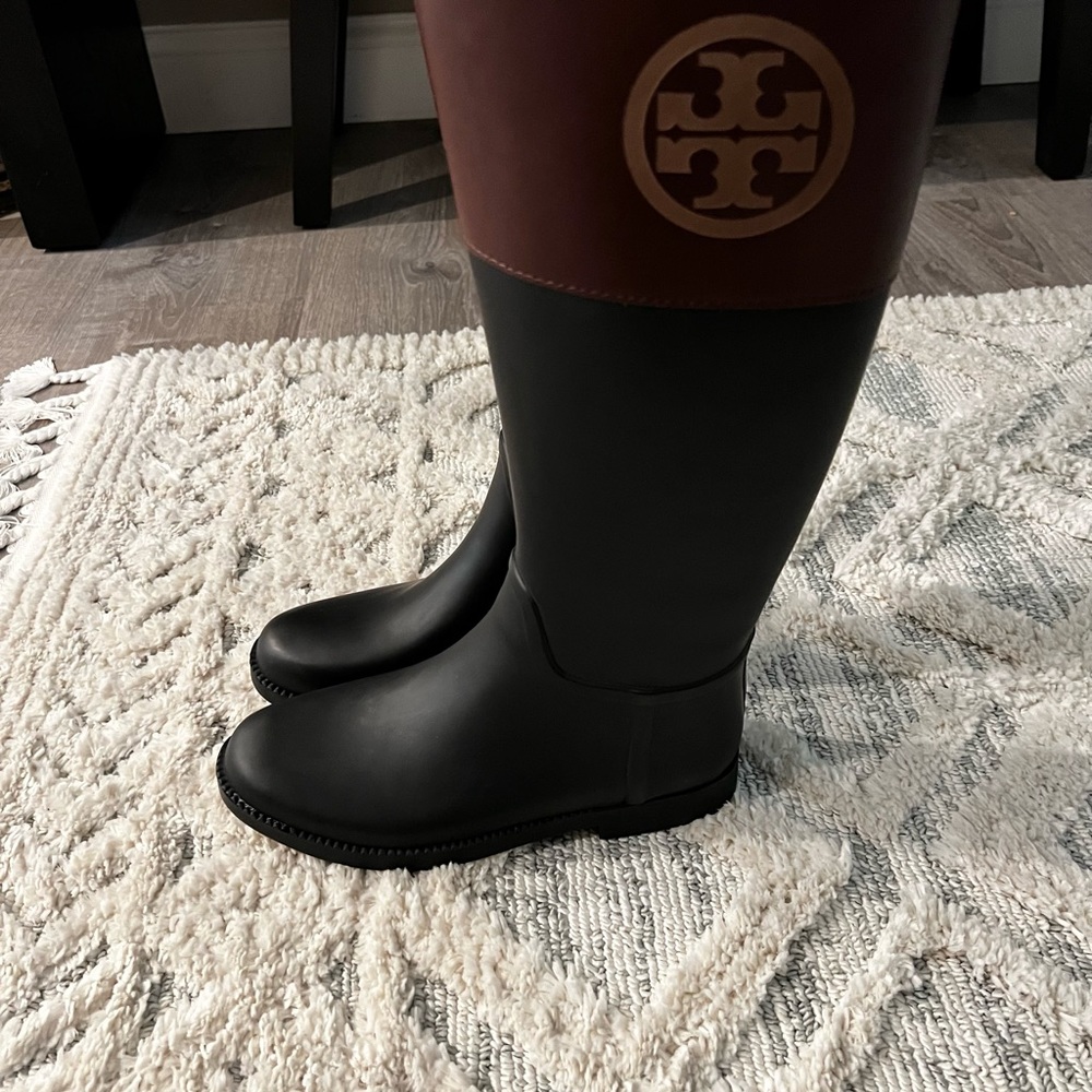 TORY BURCH BOOTS